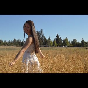 Meet your Posher, Kayla