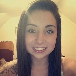 Meet your Posher, Carly