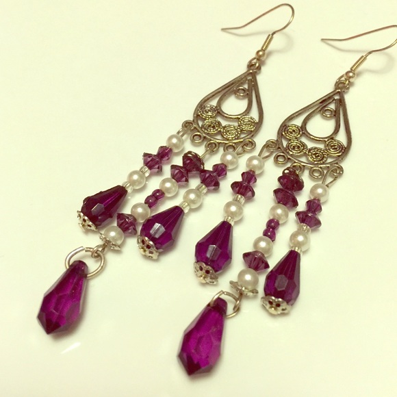 Chandelier earrings