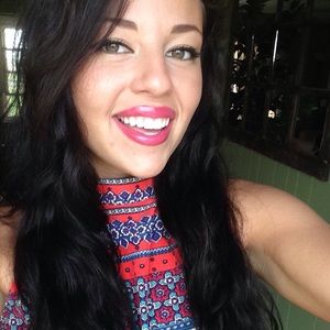 Meet your Posher, Sabrina
