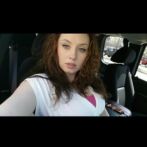 Meet your Posher, Whitney