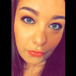 Meet your Posher, Ariana