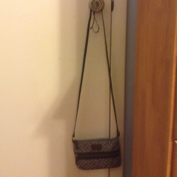 Cross body bag - Picture 2 of 4