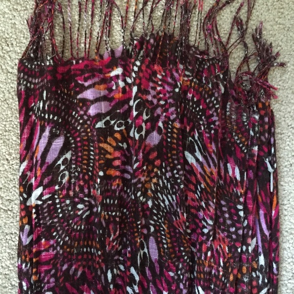 Pretty Fringed Patterned Scarf - Picture 3 of 4