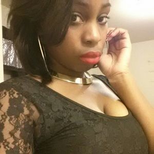 Meet your Posher, Jasmine