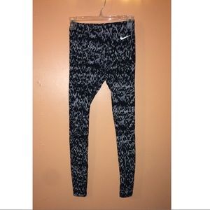 Nike leggings