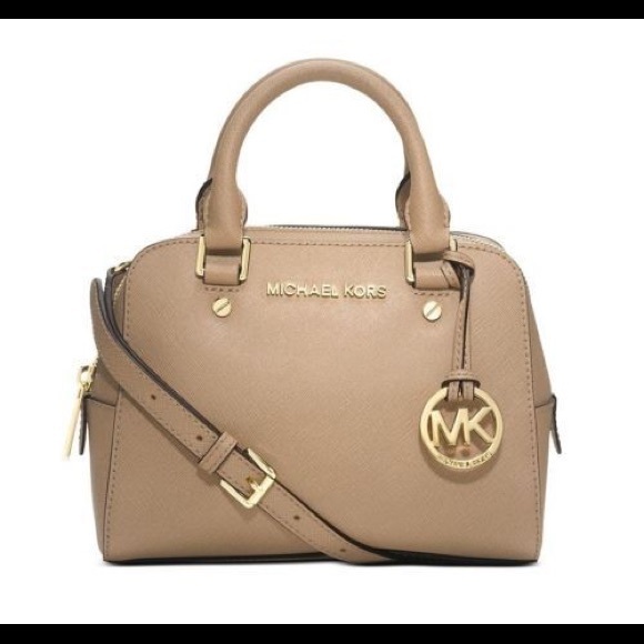 ISO DARK KHAKI JET SET TRAVEL CROSSBODY!