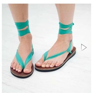Sseko ribbon sandal package