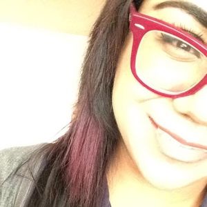 Meet your Posher, Daniela