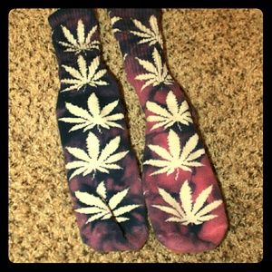 HUF purple tie dye socks!