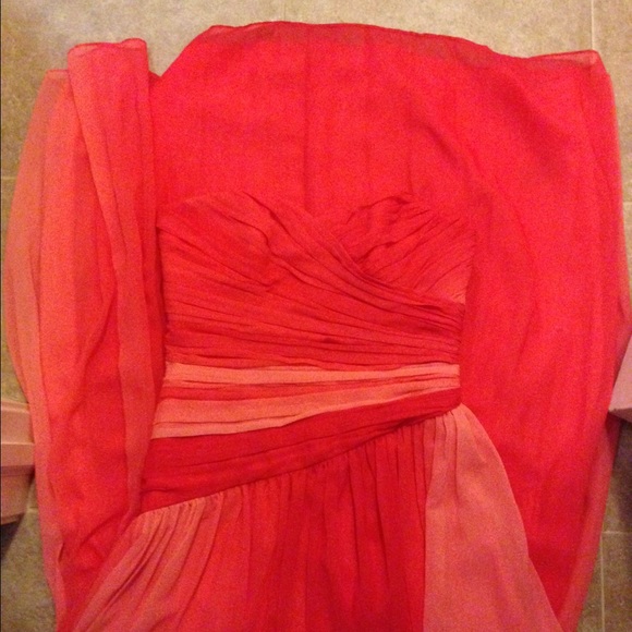 Color blended coral chiffon formal dress! - Picture 2 of 4