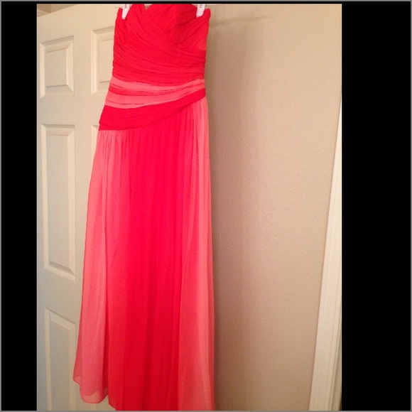 Color blended coral chiffon formal dress! - Picture 4 of 4