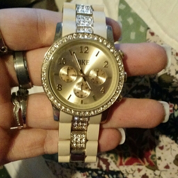 Buckle BKE watch