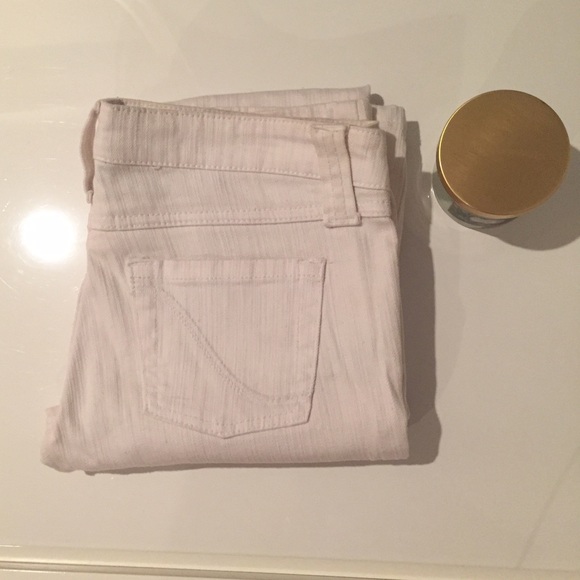 Like ✨NEW✨ white jeans Jegging - Picture 2 of 3