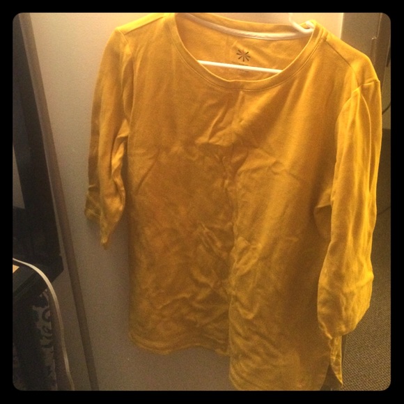 3/4 length shirt