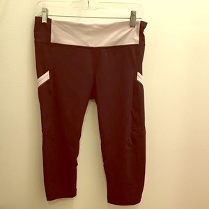 Lululemon Inspire Crop - Size 8