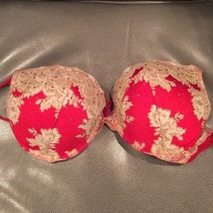 VS plunge bombshell lace bra