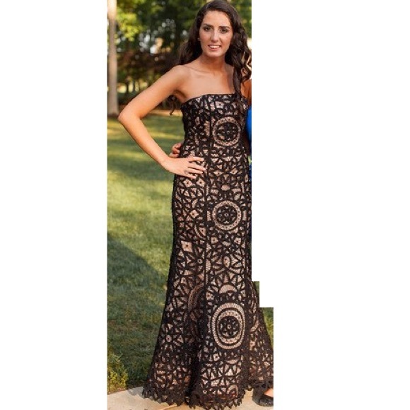 JOVANI sequin detail dress like new!