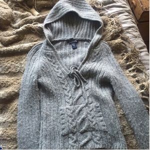 Grey Abercrombie and Fitch sweater
