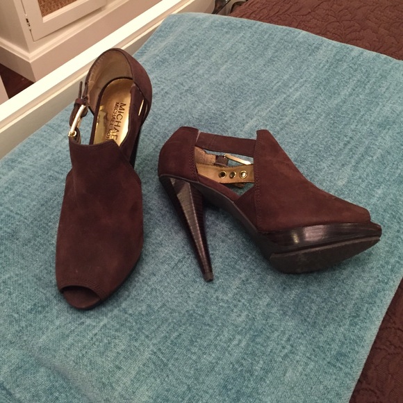 Michael kors heels