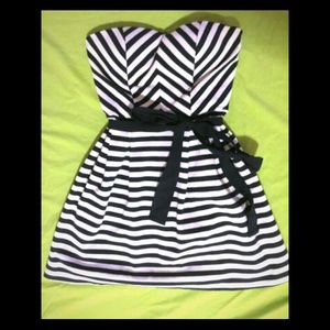 Striped strapless Cocktail dress