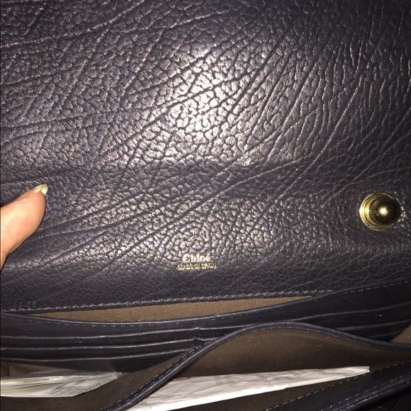 Like new Chloe wallet on chain only used 5 times - Picture 2 of 2