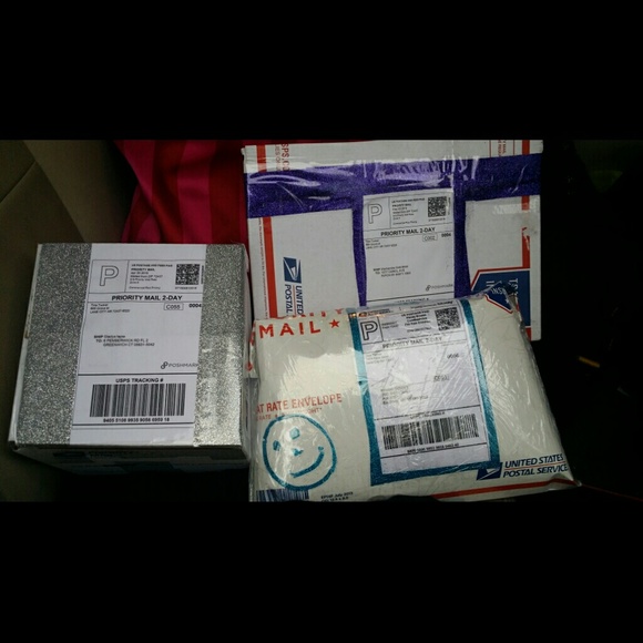 Meet Your Posher , Tina - Picture 4 of 4