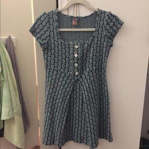 Vintage green dress