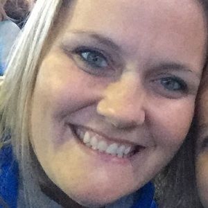 Meet your Posher, Courtney