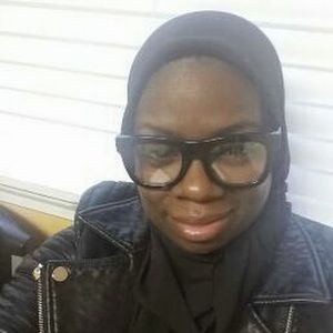 Meet your Posher, Latoria