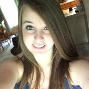 Meet your Posher, Jenn