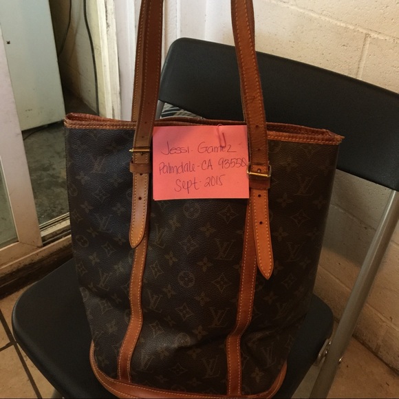 Authentic Louis Vuitton willing to trade for a LV - Picture 1 of 2