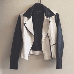 FAUX LEATHER JACKET 🍂