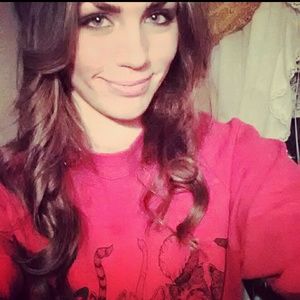 Meet your Posher, Ariel