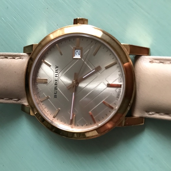 Burberry Check Stamped Classic Round Dial Watch