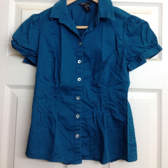 Banana republic teal colored top