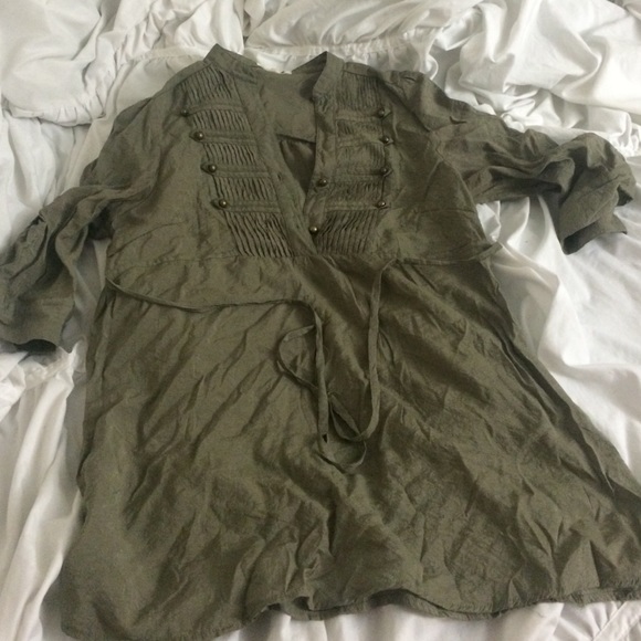 Green shirt with ties