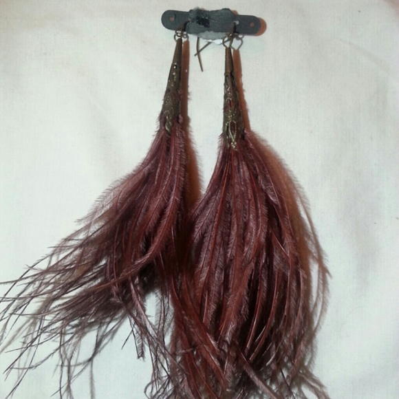 Deep purple / maroon peacock feather earrings