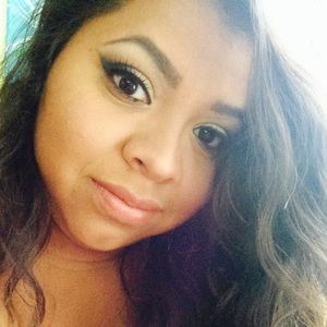 Meet your Posher, Cristina