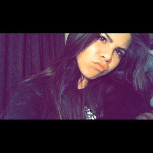 Meet your Posher, Lysandra