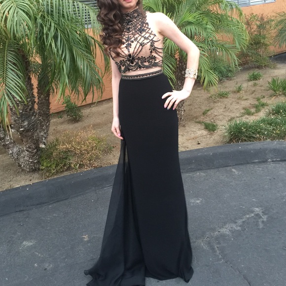 SALE✨✨Sexy two pieces Sheri Hill dress!!!