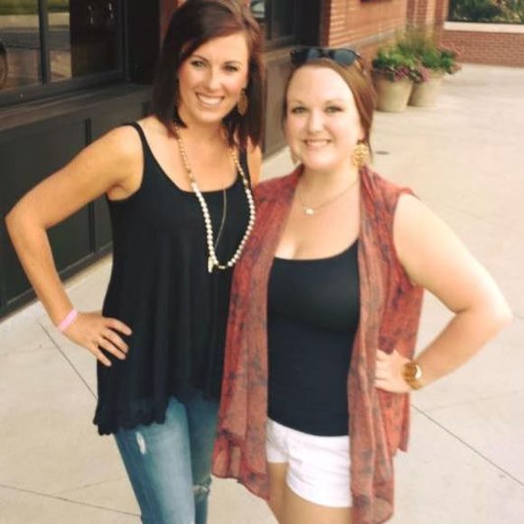 Meet your Posher, Amanda - Picture 1 of 1