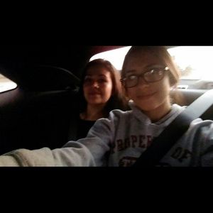 Meet your Posher, Julia