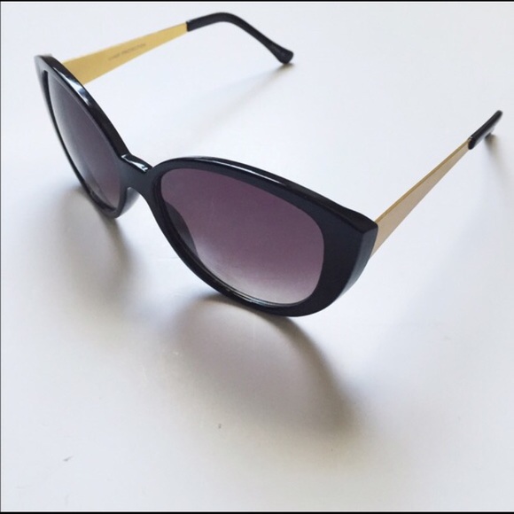 Accessories - Retro Cat Eye Sunglasses