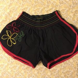 Hinano shorts size M