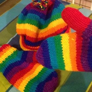 Rainbow Hat /Mitten Set
