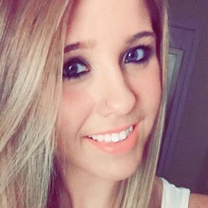 Meet your Posher, Marissa