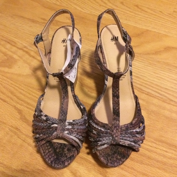 Wedges! Snake print H&M