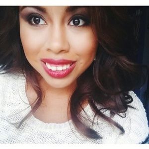 Meet your Posher, Lynn