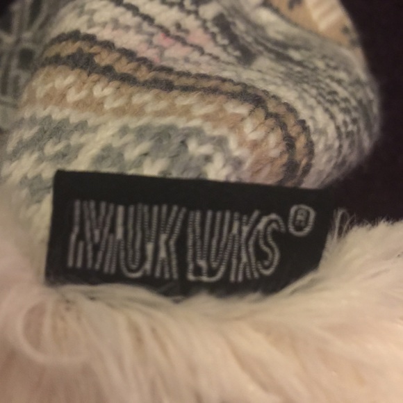 Winter hat - Picture 4 of 4